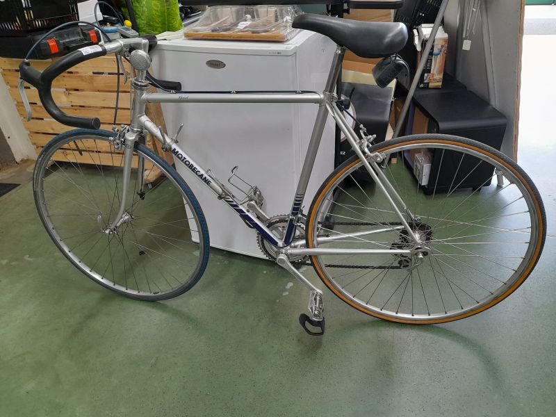 Velo de course Motobecane